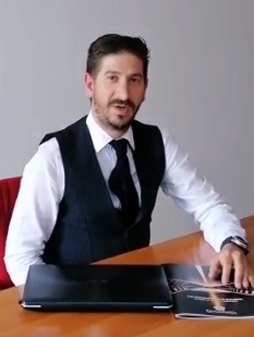 CARLO  L.（美可斯配方专家）